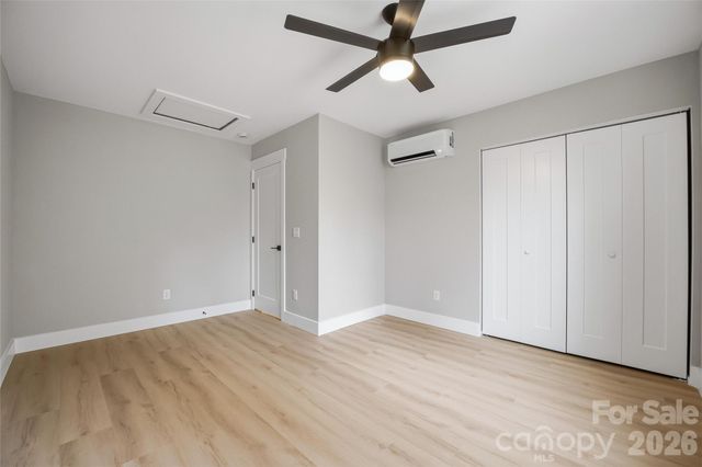 133 Moore Street, Hendersonville, NC 28739