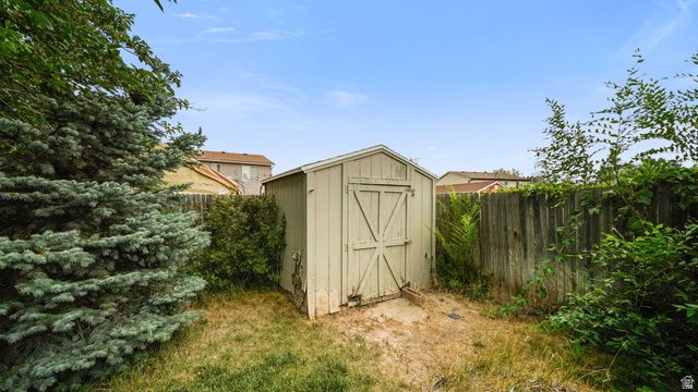 3338 W 5620 S, Taylorsville, UT 84129