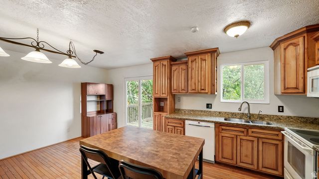 3338 W 5620 S, Taylorsville, UT 84129