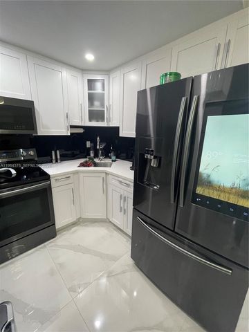 926 Michigan Ave 3, Miami Beach, FL 33139