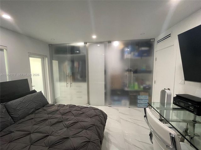 926 Michigan Ave 3, Miami Beach, FL 33139