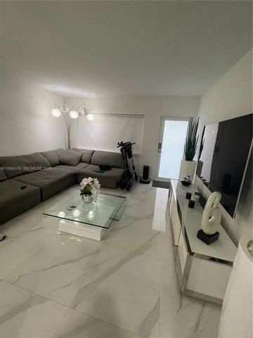 926 Michigan Ave 3, Miami Beach, FL 33139