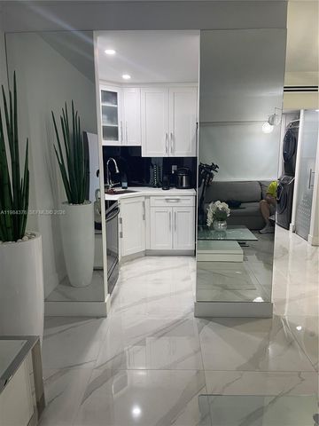926 Michigan Ave 3, Miami Beach, FL 33139