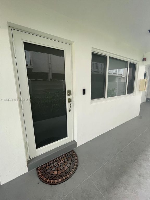926 Michigan Ave 3, Miami Beach, FL 33139