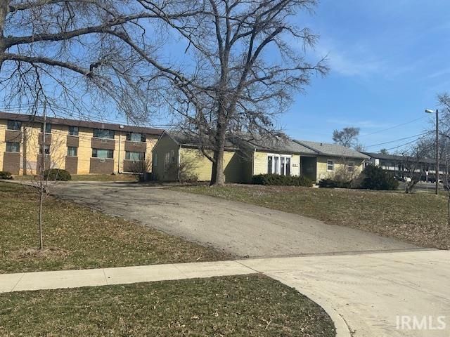 113 - 117 E 19th Street, Bloomington, IN 47408