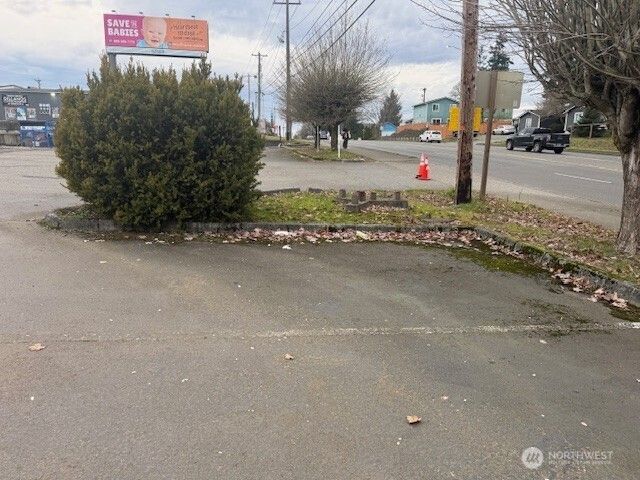 6220 29th Street NE, Tacoma, WA 98422