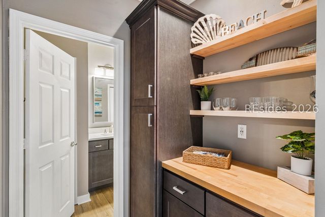 380 Marshland Rd Apt F23, Hilton Head Island, SC 29926