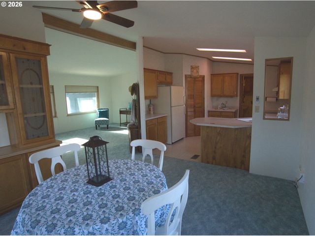 97940 W BENHAM Ln 22, Brookings, OR 97415