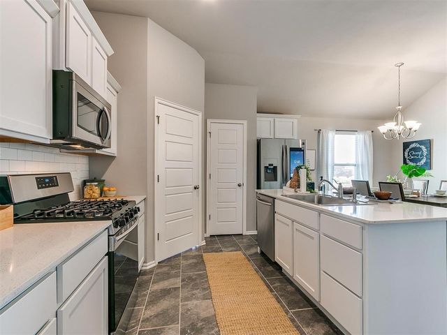 9201 SW 45th Terrace, Oklahoma City, OK 73179