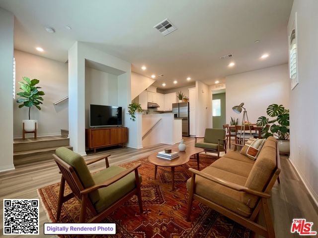 7256 N Cherry Lane, Van Nuys, CA 91405