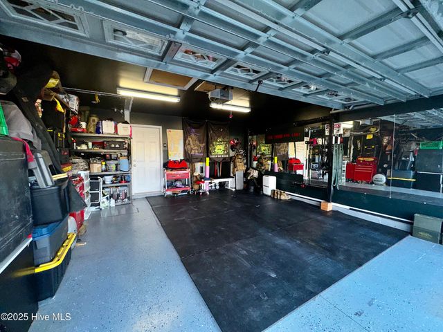 211 Hidden Oaks Drive, Jacksonville, NC 28546