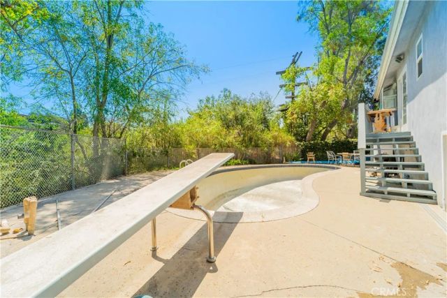 354 Tamarac Drive, Pasadena, CA 91105
