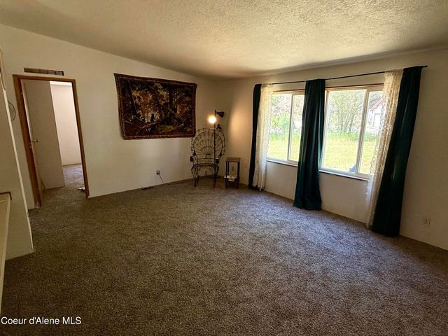 1068 Moon Gulch Rd, Kellogg, ID 83837