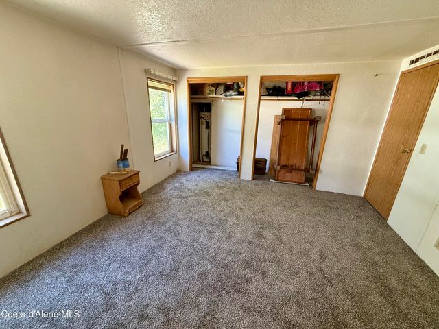 1068 Moon Gulch Rd, Kellogg, ID 83837