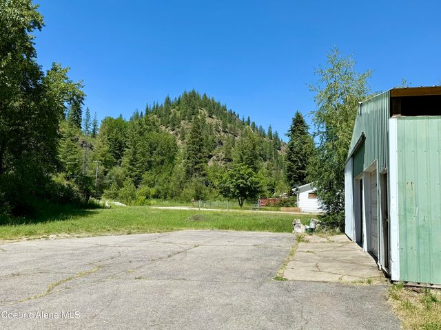 1068 Moon Gulch Rd, Kellogg, ID 83837