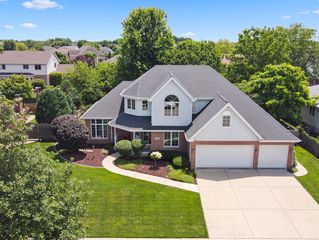 1048 Yamma Ridge, New Lenox, IL 60451