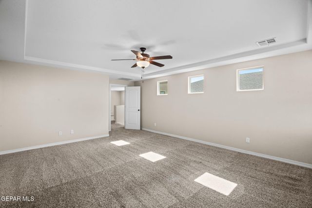 325 QUIET PRAIRIE Drive, Horizon City, TX 79928