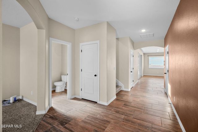 325 QUIET PRAIRIE Drive, Horizon City, TX 79928