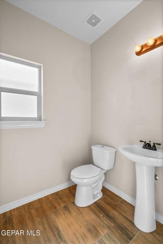 325 QUIET PRAIRIE Drive, Horizon City, TX 79928