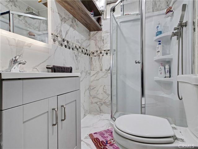 518 S Concord, Los Angeles, CA 90063