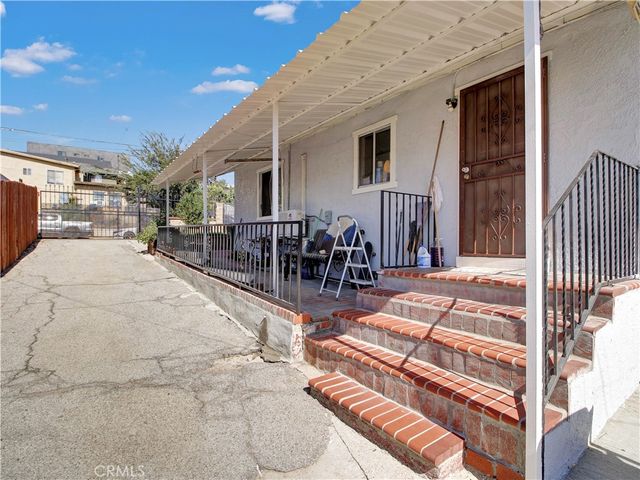 518 S Concord, Los Angeles, CA 90063