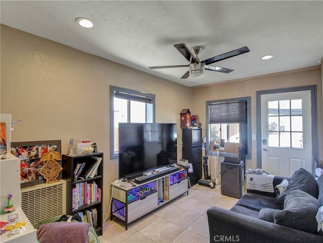 518 S Concord, Los Angeles, CA 90063