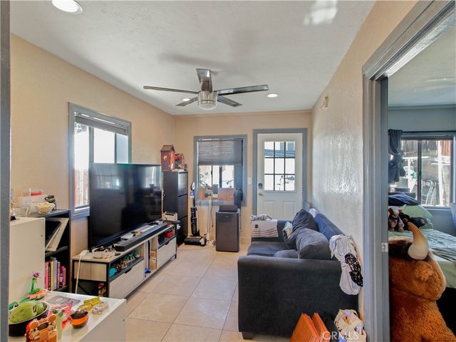 518 S Concord, Los Angeles, CA 90063