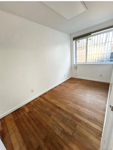 14024 31st Drive CF, Flushing, NY 11354