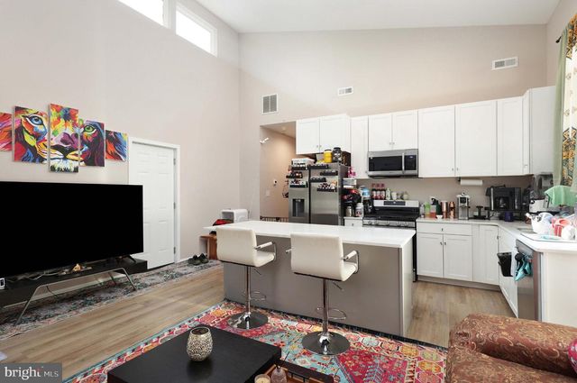 124 HAWTHORNE AVE, Ewing, NJ 08638