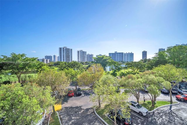 20355 NE 34th Court 421, Aventura, FL 33180