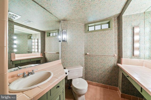 1001 CANNERY RD, Kennett Square, PA 19348