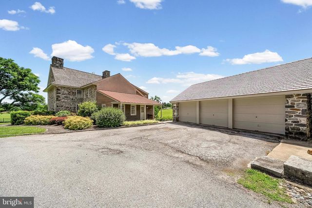 1001 CANNERY RD, Kennett Square, PA 19348