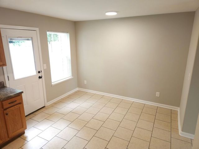 705 Crestland Ave Apt B1, Murfreesboro, TN 37130