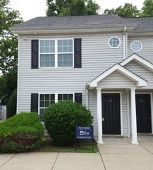 705 Crestland Ave Apt B1, Murfreesboro, TN 37130
