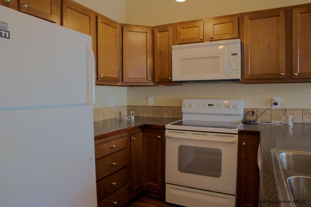 1015 HACIENDA CT, Cheyenne, WY 82007