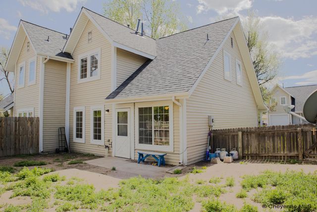 1015 HACIENDA CT, Cheyenne, WY 82007