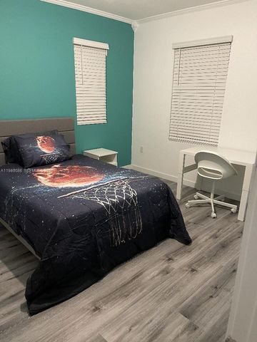 1236 NW 208th St, Miami Gardens, FL 33169