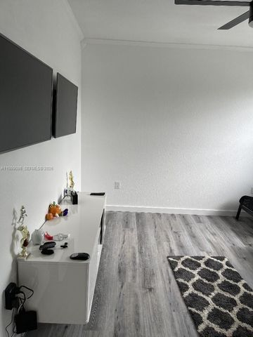 1236 NW 208th St, Miami Gardens, FL 33169