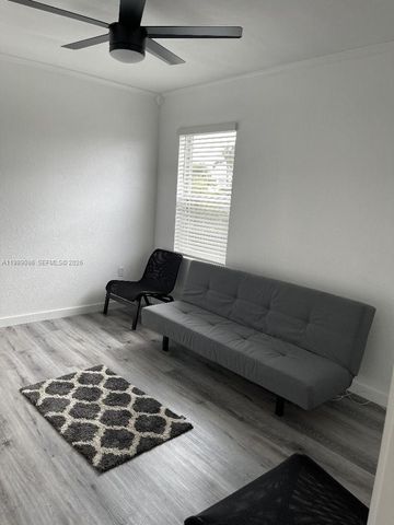 1236 NW 208th St, Miami Gardens, FL 33169