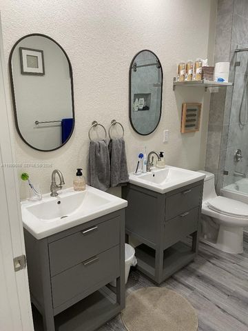 1236 NW 208th St, Miami Gardens, FL 33169