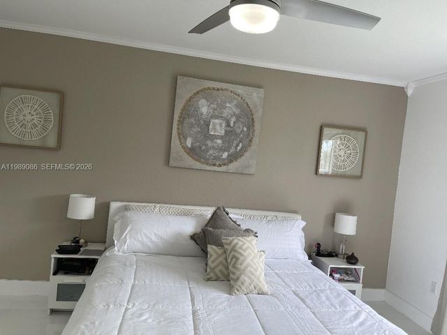 1236 NW 208th St, Miami Gardens, FL 33169