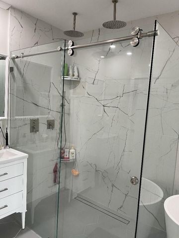 1236 NW 208th St, Miami Gardens, FL 33169