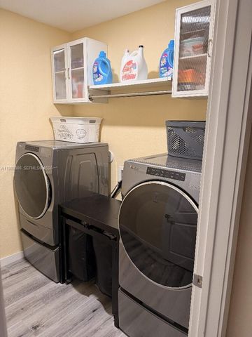 1236 NW 208th St, Miami Gardens, FL 33169