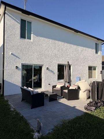 1236 NW 208th St, Miami Gardens, FL 33169