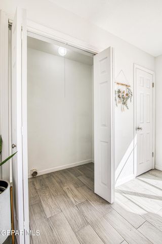 10068 Manitoba Street, El Paso, TX 79924