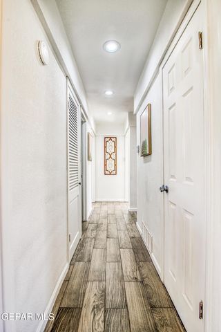 10068 Manitoba Street, El Paso, TX 79924