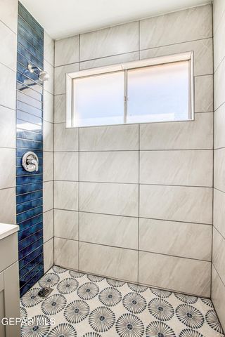 10068 Manitoba Street, El Paso, TX 79924