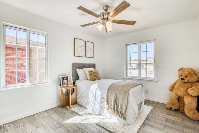 10068 Manitoba Street, El Paso, TX 79924