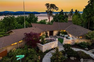 3704 48th Avenue NE, Seattle, WA 98105
