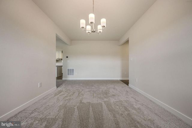 200 CHARLESTON CIR, Dover, DE 19904